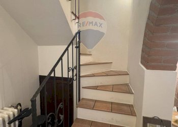 Scale - Casa semi indipendente Via Al Ronco
 
6, Gavirate - foto 18