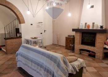 Camera / camera da letto - Casa semi indipendente Via Al Ronco
 
6, Gavirate - foto 23