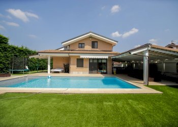 Foto 1 - Villa Via Paolo Borsellino
 
39, Rivarossa - photo 1