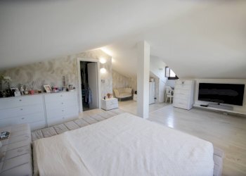 Foto 31 - Villa Via Paolo Borsellino
 
39, Rivarossa - photo 31