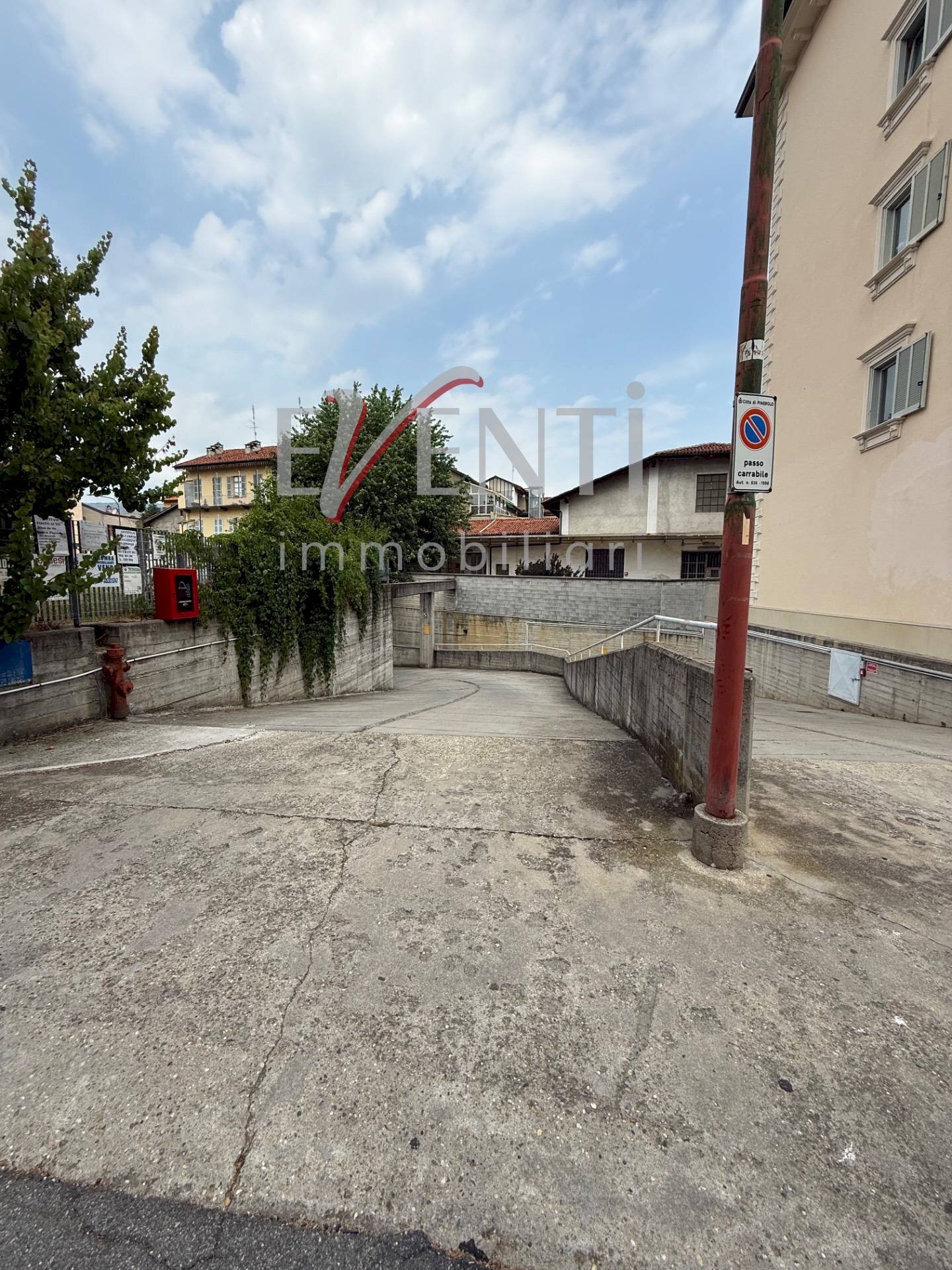 Foto 2 - Box Via Cravero
 
23, Pinerolo - foto 2