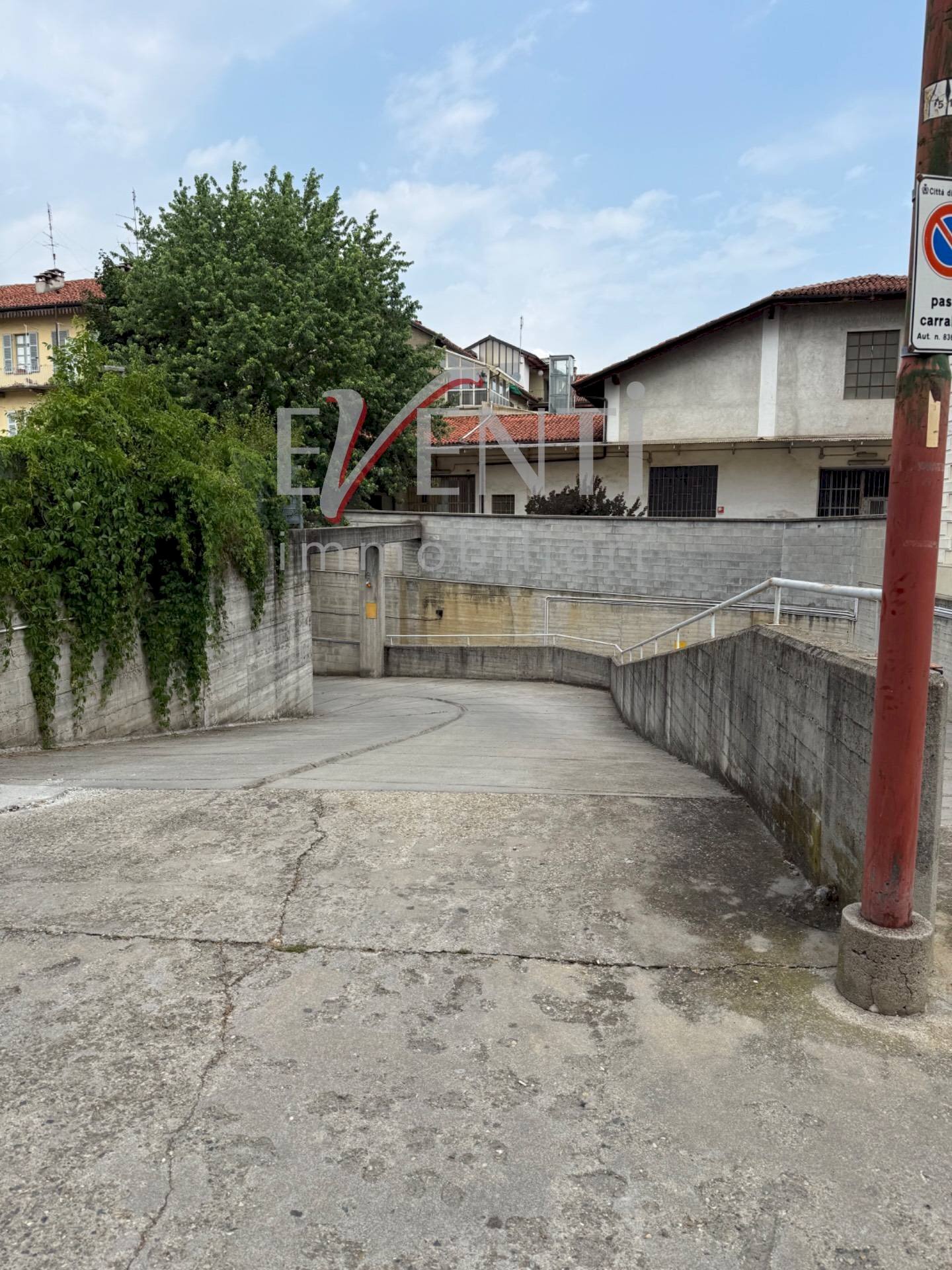 Foto 3 - Box Via Cravero
 
23, Pinerolo - foto 3