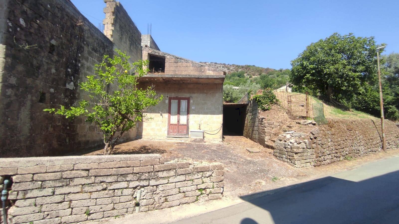 Foto 1 - Rustico Castel Morrone - foto 1