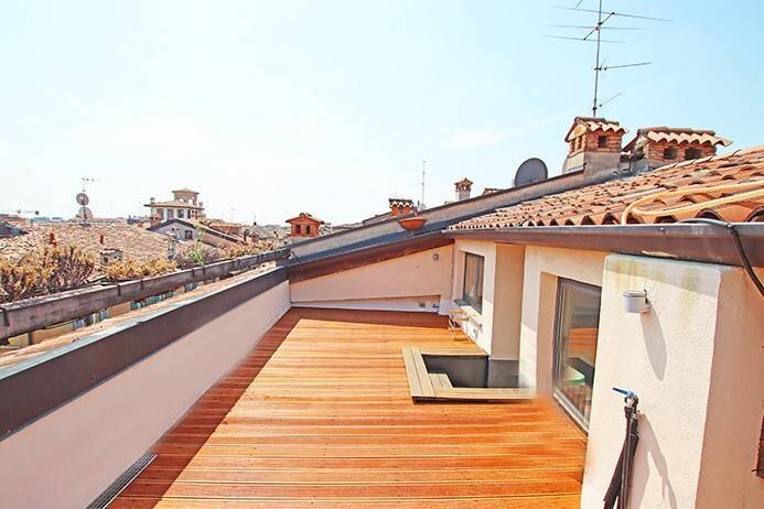 Terrazzo - Attico via S. Alessandro
 
12, Bergamo - foto 2