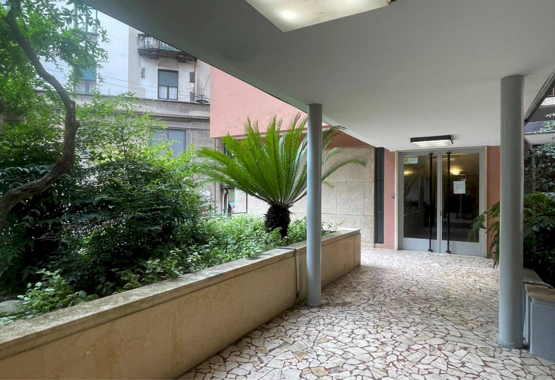 INGRESSO - Ufficio via legnano
 
18, Milano - foto 1