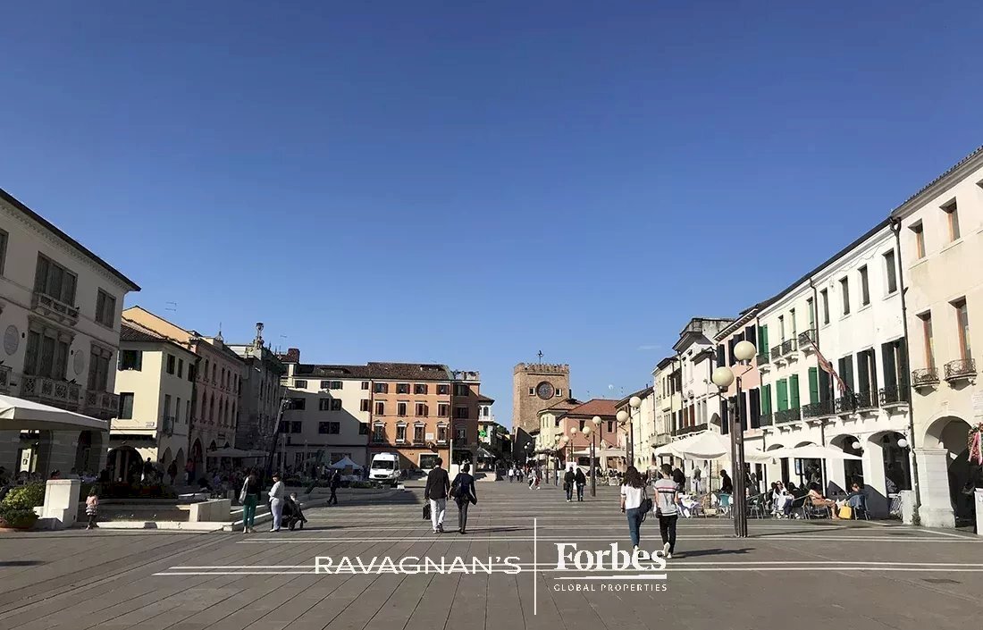 Locale Commerciale Via Torino, Venezia - foto 1