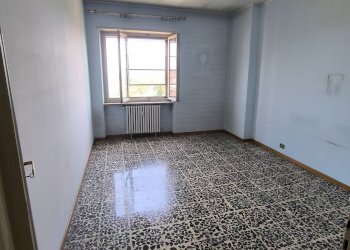 Three-room apartment Torino (neighborhood Mirafiori Sud) - photo 6