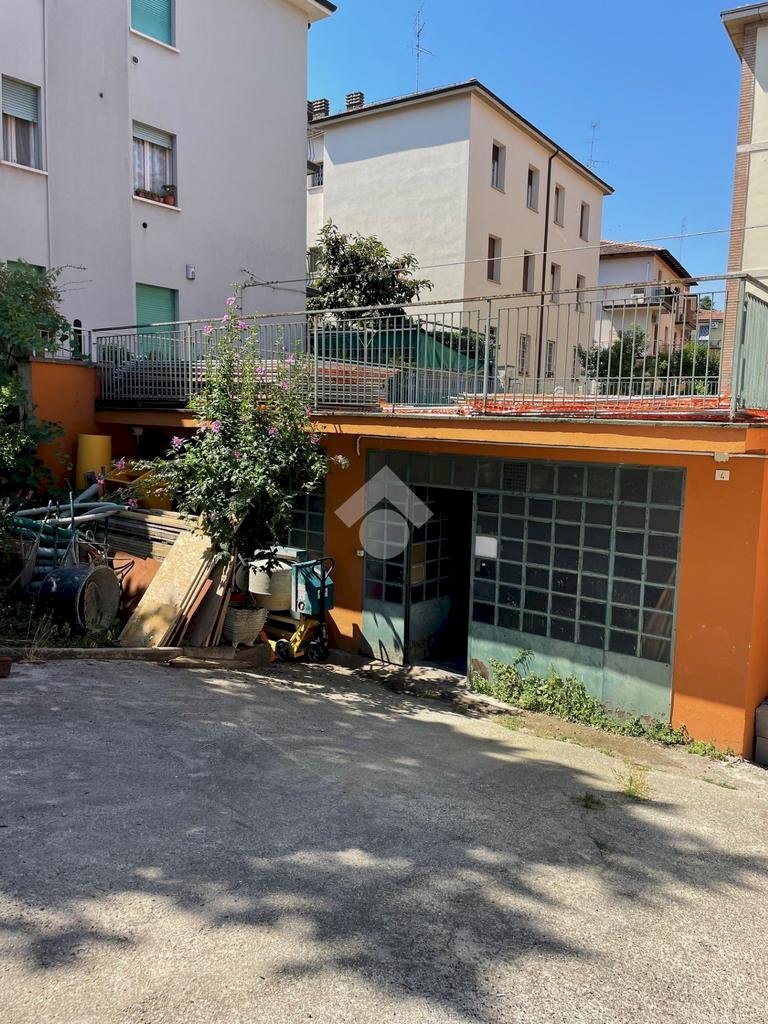 Box Via Abruzzo, Bologna (zona Savena) - foto 2