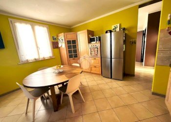 Portion of a house Strada Sanguigna, Colorno - photo 15