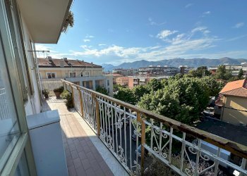 Foto 5 - Quadrilocale Piazza Nenni, Albenga - foto 5