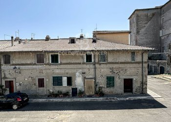 Foto 43 - Quadrilocale Via San Filippo Neri
 
10, Bracciano - foto 43