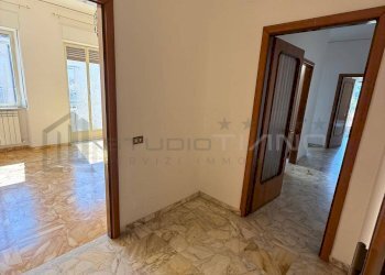 Foto 6 - Trilocale VIA FRANCESCO D'ACRI
 
3, Cosenza - foto 6