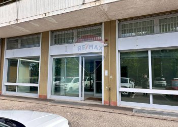 Edificio all\'aperto - Commercial Premises Solbiate Arno - photo 4