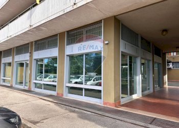 Edificio all\'aperto - Commercial Premises Solbiate Arno - photo 5