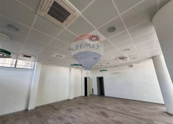 Stanza vuota - Commercial Premises Solbiate Arno - photo 13