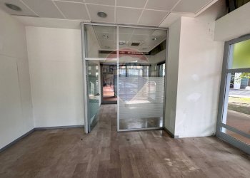 Stanza vuota - Commercial Premises Solbiate Arno - photo 17