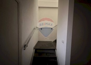 Scale - Commercial Premises Solbiate Arno - photo 26