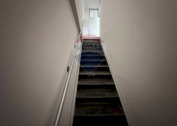 Scale - Commercial Premises Solbiate Arno - photo 30