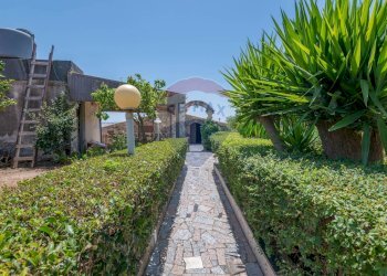 Giardino - Villa Via del Castello
 
snc, Mirabella Imbaccari - foto 4