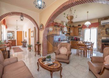 Sala da pranzo - Villa Via del Castello
 
snc, Mirabella Imbaccari - foto 8