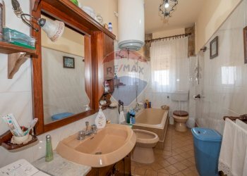 Bagno - Villa Via del Castello
 
snc, Mirabella Imbaccari - foto 11