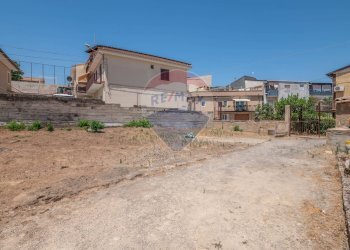 Casa all\'aperto - Villa Via del Castello
 
snc, Mirabella Imbaccari - foto 19