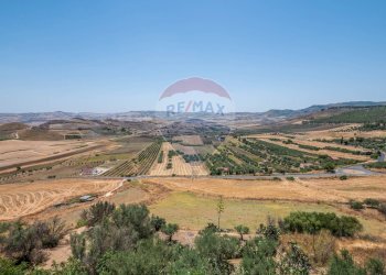 Vista delle montagne - Villa Via del Castello
 
snc, Mirabella Imbaccari - foto 23