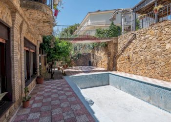 Piscina - Villa Via del Castello
 
snc, Mirabella Imbaccari - foto 26