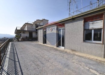 Terrazza - Attico Via Emanuele Bellia
 
226, Paterno - foto 28