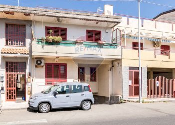 Edificio all\'aperto - Quadrilocale Via Spiaggia
 
285, Mascali - foto 30