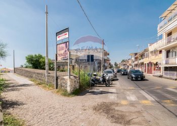Edificio all\'aperto - Quadrilocale Via Spiaggia
 
285, Mascali - foto 34