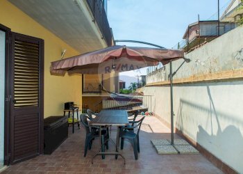Terrazza - Trilocale Via Napoli
 
50B, Motta Sant'Anastasia - foto 4
