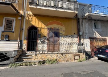 Casa all\'aperto - Bilocale VIA MAZZINI
 
90, Santa Maria di Licodia - foto 1