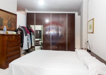 Camera / camera da letto - Quadrilocale Via Medina
 
4, Catania - foto 19