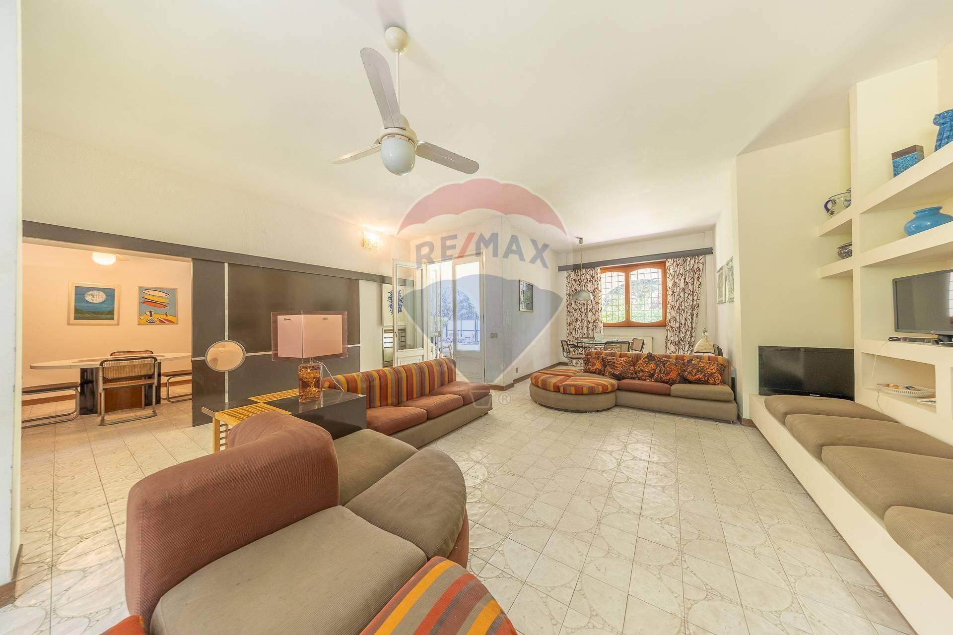 Soggiorno - Casa semi indipendente Via Maiori
 
58, Fiumicino - foto 1