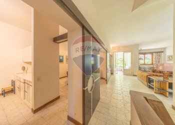 Hall / corridoio - Casa semi indipendente Via Maiori
 
58, Fiumicino - foto 10