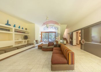 Soggiorno - Casa semi indipendente Via Maiori
 
58, Fiumicino - foto 24