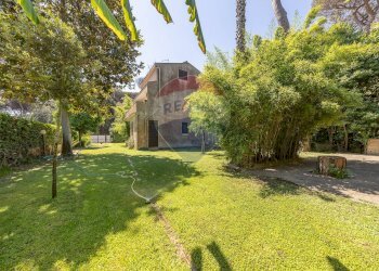 Giardino - Casa semi indipendente Via Maiori
 
58, Fiumicino - foto 56