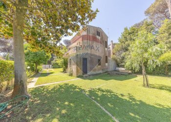 Casa all\'aperto - Casa semi indipendente Via Maiori
 
58, Fiumicino - foto 57