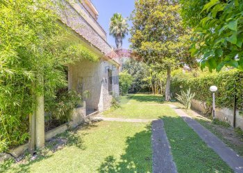 Giardino - Casa semi indipendente Via Maiori
 
58, Fiumicino - foto 102