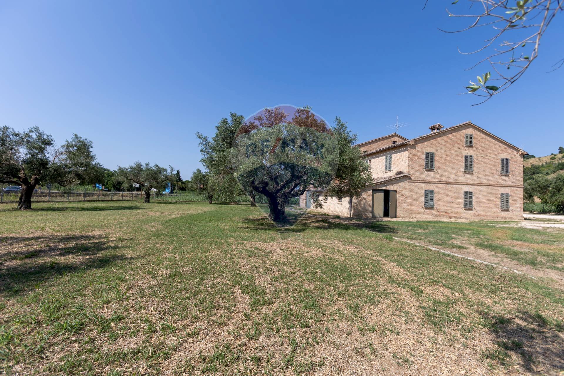 Casa all\'aperto - Casa indipendente Via Mazzangrugno
 
12, Jesi - foto 1