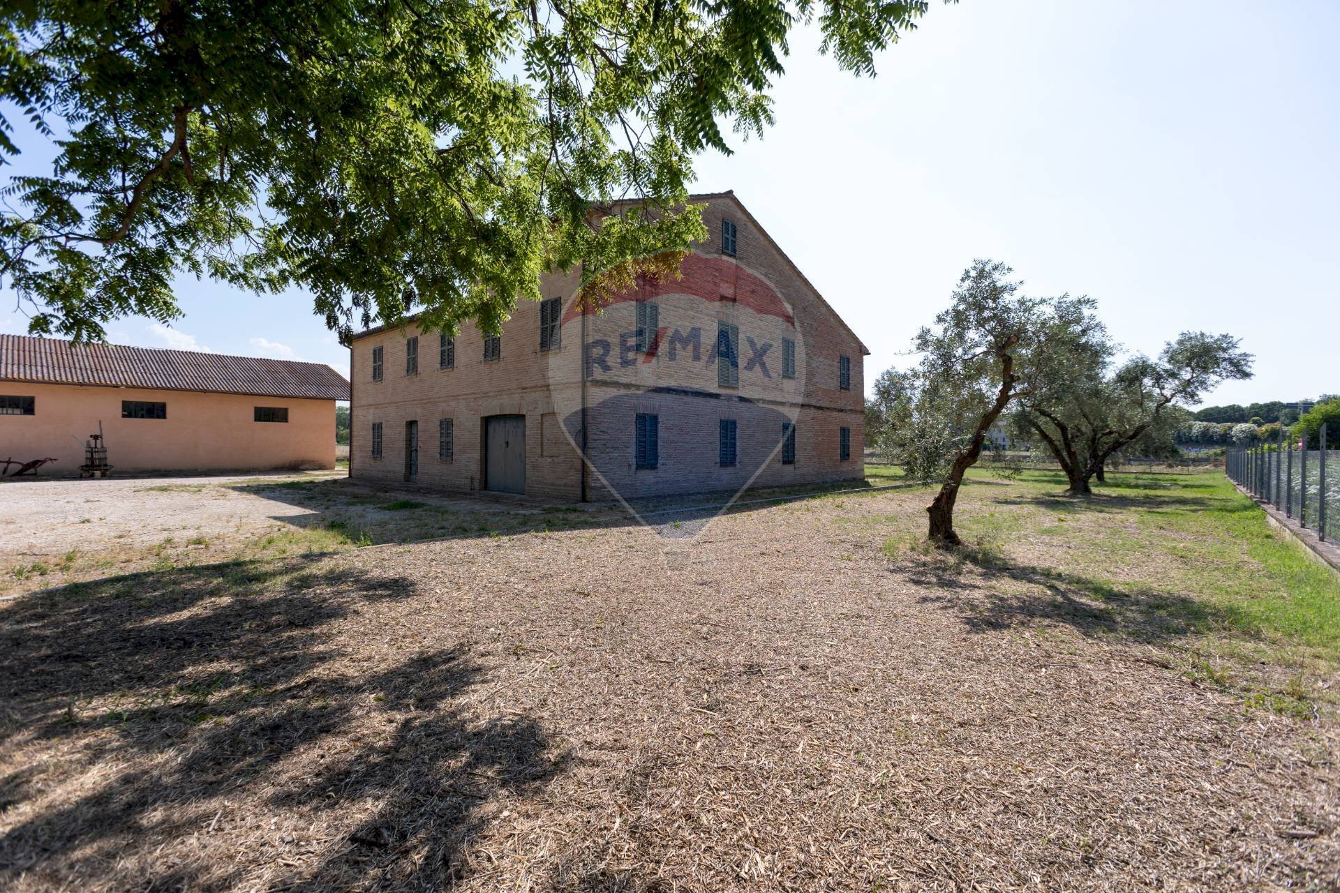 Casa all\'aperto - Casa indipendente Via Mazzangrugno
 
12, Jesi - foto 3