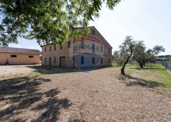 Casa all\'aperto - Casa indipendente Via Mazzangrugno
 
12, Jesi - foto 3