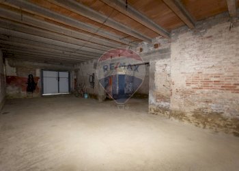 Parcheggio - Casa indipendente Via Mazzangrugno
 
12, Jesi - foto 20