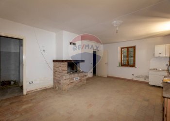 Soggiorno - Casa indipendente Via Mazzangrugno
 
12, Jesi - foto 24