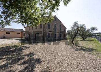 Casa all\'aperto - Casa indipendente Via Mazzangrugno
 
12, Jesi - foto 9