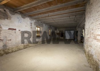 Parcheggio - Casa indipendente Via Mazzangrugno
 
12, Jesi - foto 30