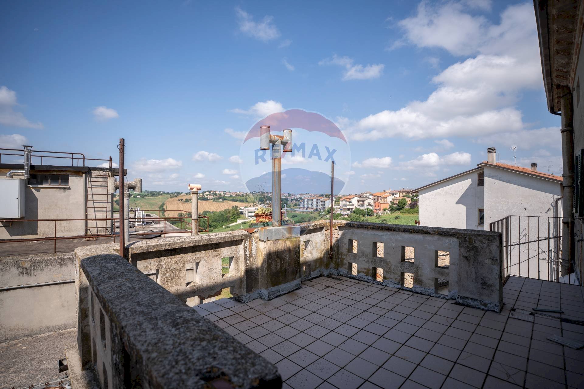 Terrazza - Casa indipendente Via Risorgimento
 
52, Santa Maria Nuova - foto 1