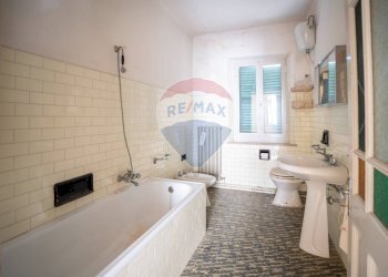 Bagno - Casa indipendente Via Risorgimento
 
52, Santa Maria Nuova - foto 8