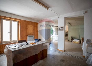 Ufficio - Casa indipendente Via Risorgimento
 
52, Santa Maria Nuova - foto 16